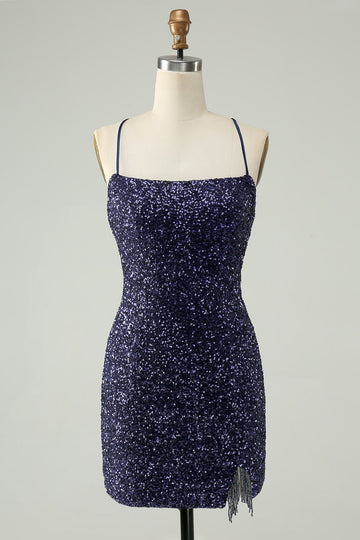 Vestido de cóctel corto ajustado con lentejuelas azul marino brillante y flecos